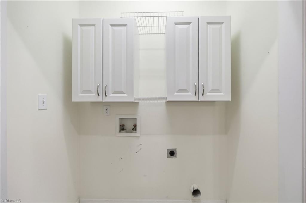 425 Turnberry Drive Property Photo 22