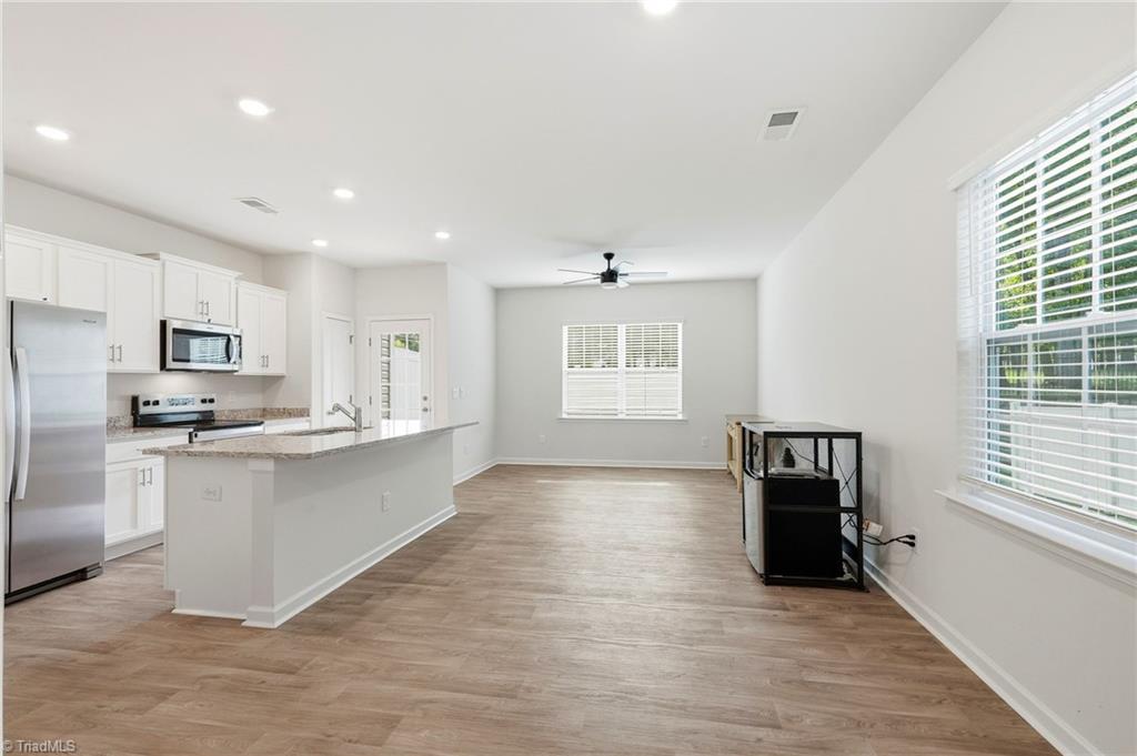 1810 Brim Drive Property Photo 6