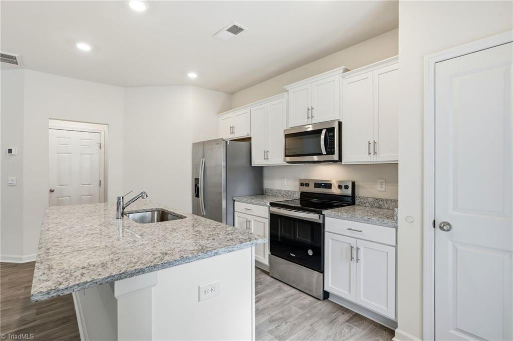 1810 Brim Drive Property Photo 12