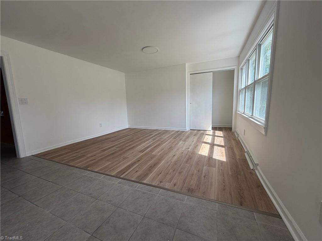 992 Main Street Property Photo 6