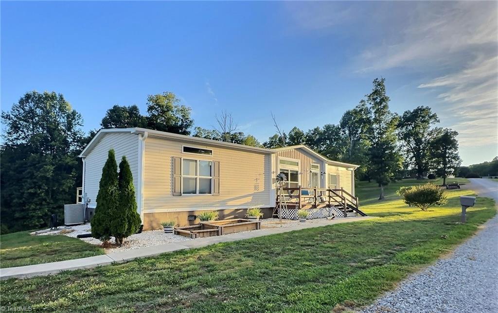 202 Clover Valley Drive Property Photo 1