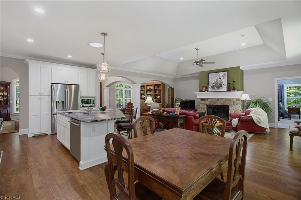 3108 Sandy Springs Road Property Photo 13