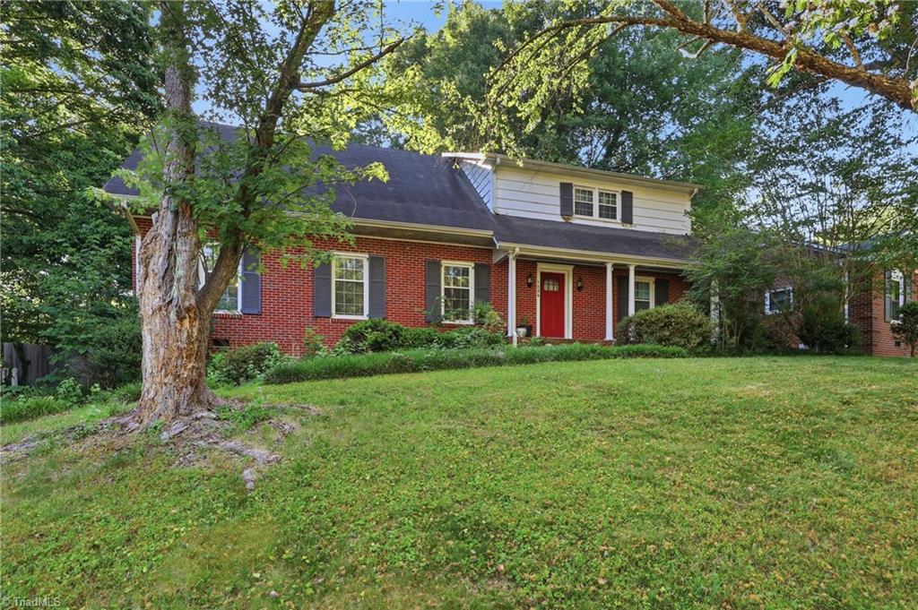 1056 Cantering Road Property Photo 1