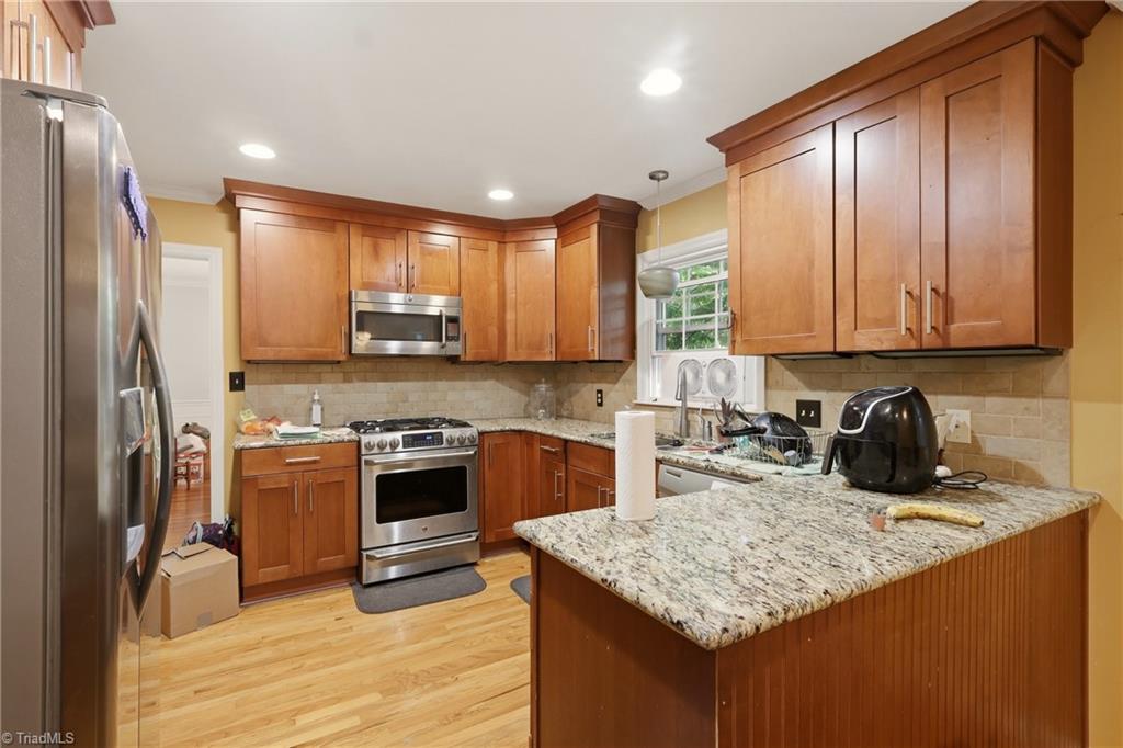 1056 Cantering Road Property Photo 8