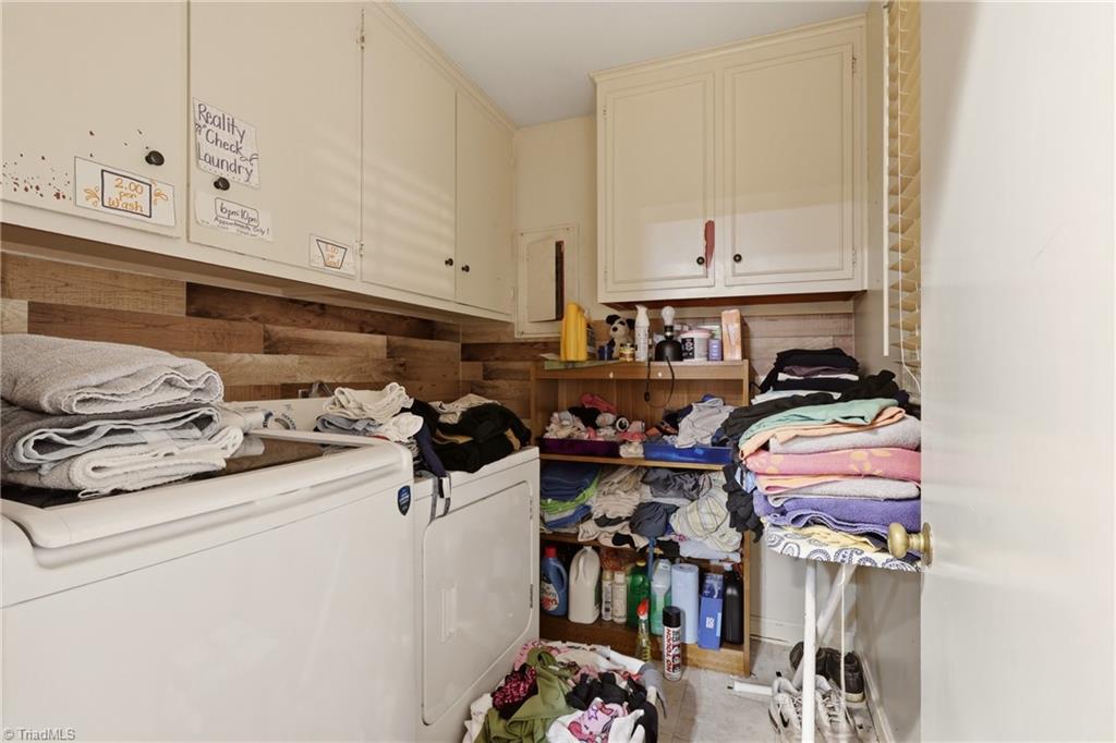 1056 Cantering Road Property Photo 26