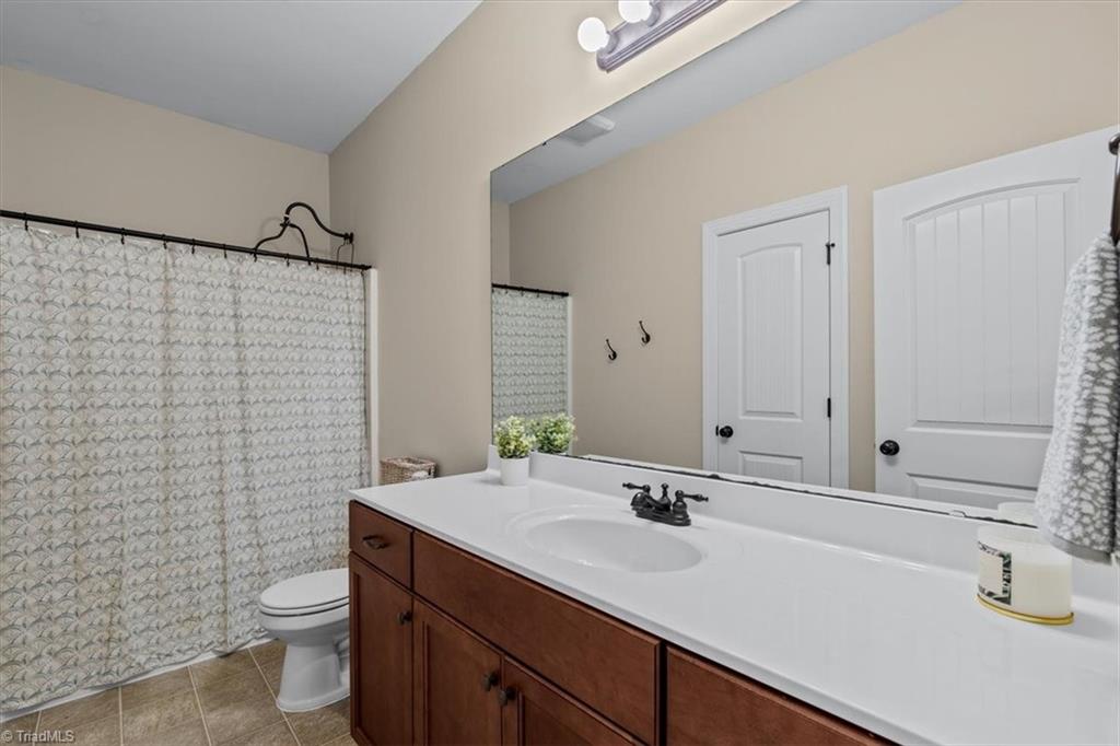 125 Chestnut Bend Drive Property Photo 15