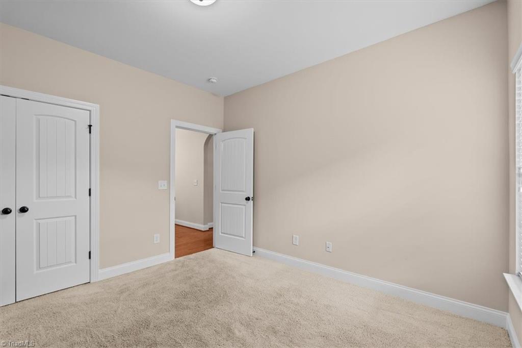 125 Chestnut Bend Drive Property Photo 17