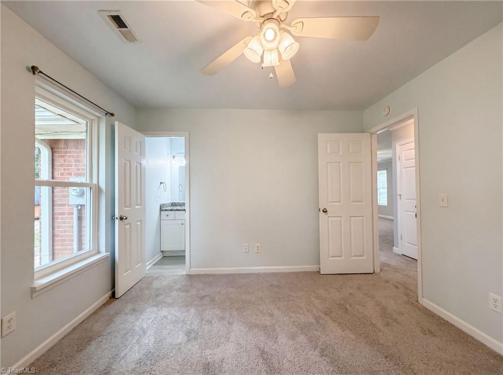 304 Field Street Property Photo 4