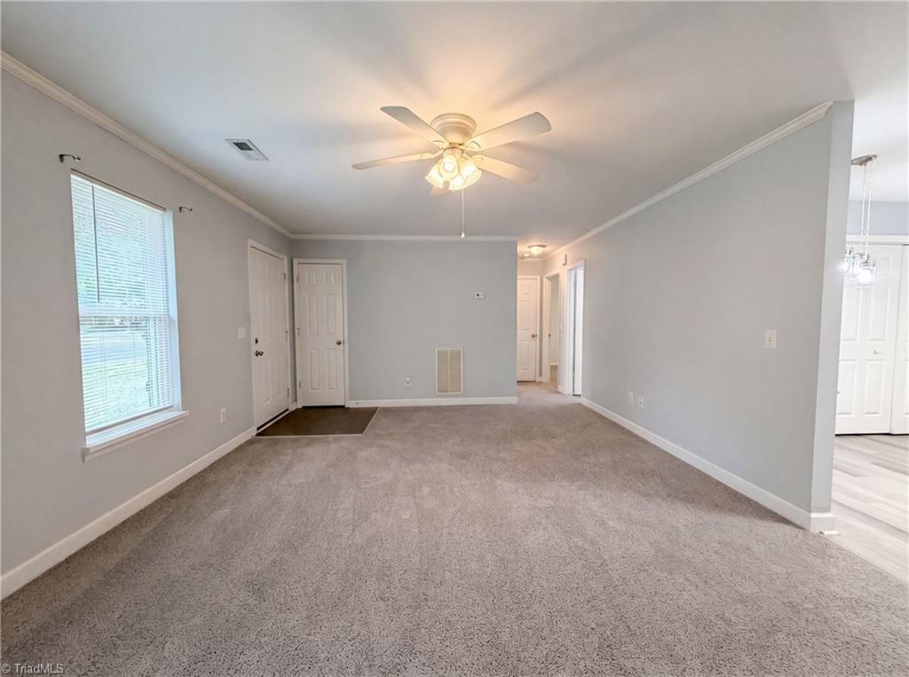304 Field Street Property Photo 8