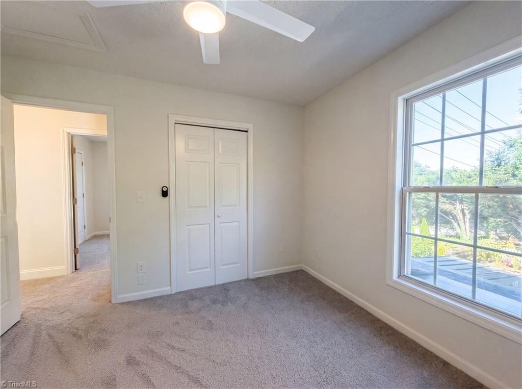 105 Jefferson Forest Court Property Photo 12