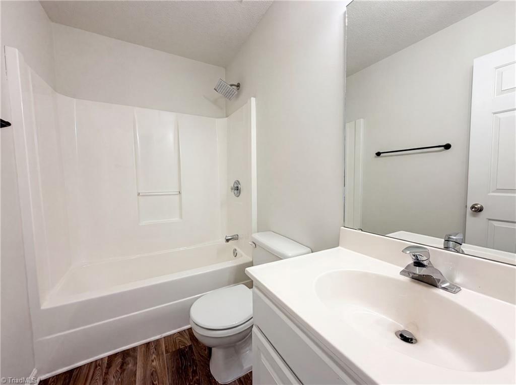 105 Jefferson Forest Court Property Photo 15
