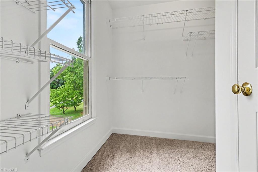 7060 Bridgewood Road Property Photo 25