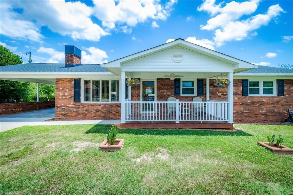 211 Parsons Road Property Photo 1