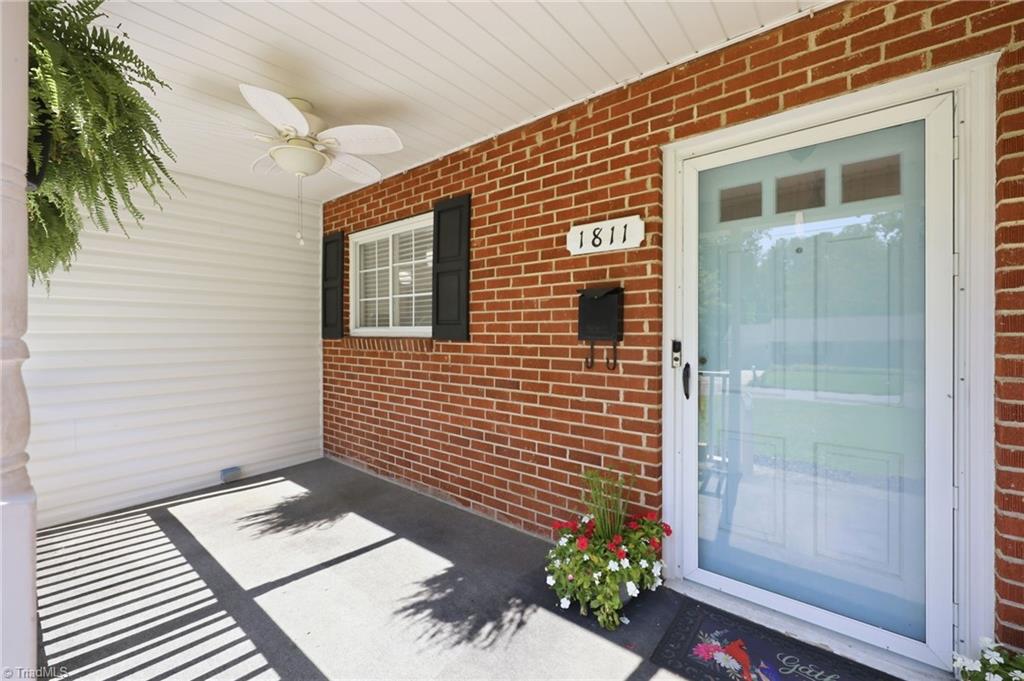 1811 Aims Avenue Property Photo 1