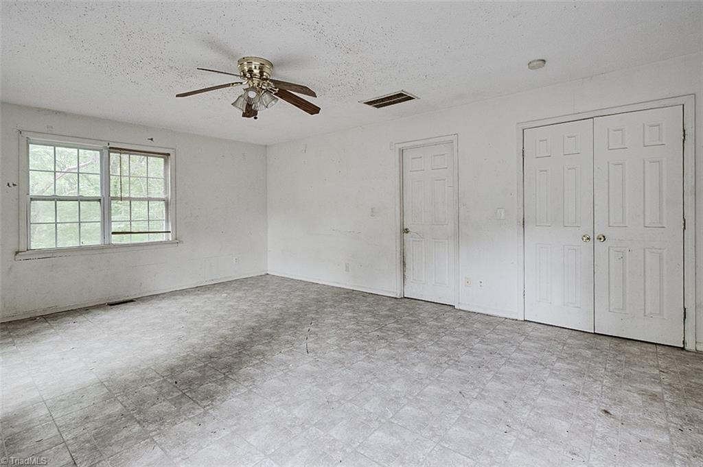 307 Winston Street Property Photo 16