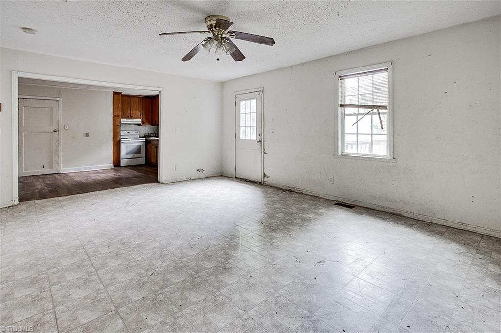 307 Winston Street Property Photo 18