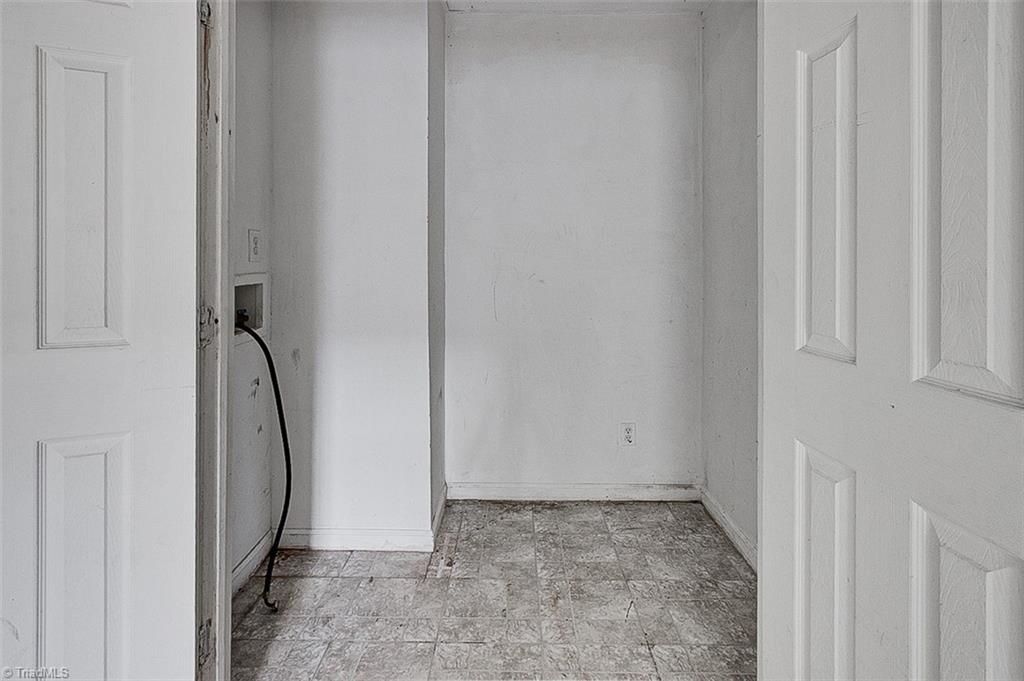 307 Winston Street Property Photo 20