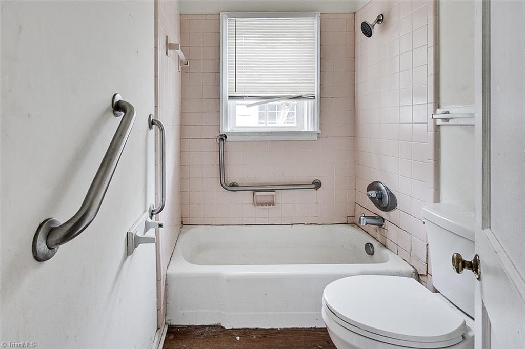 307 Winston Street Property Photo 32