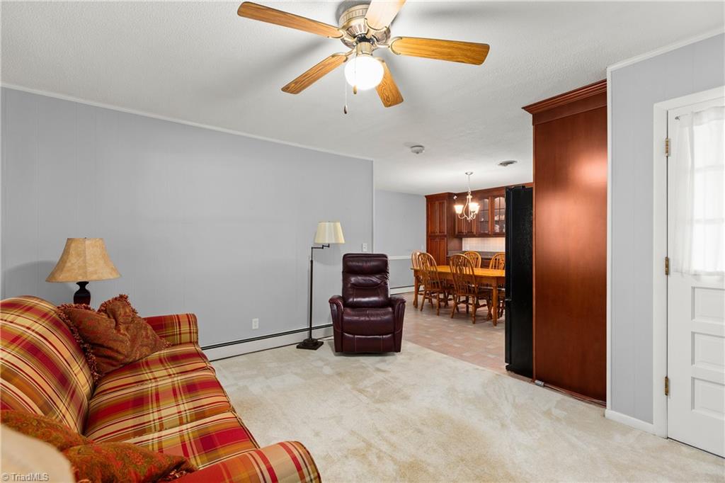 3323 Rockford Road Property Photo 17