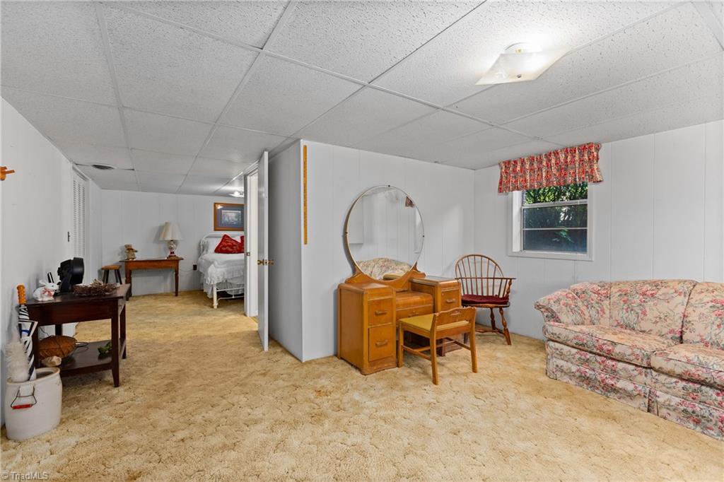 3323 Rockford Road Property Photo 27