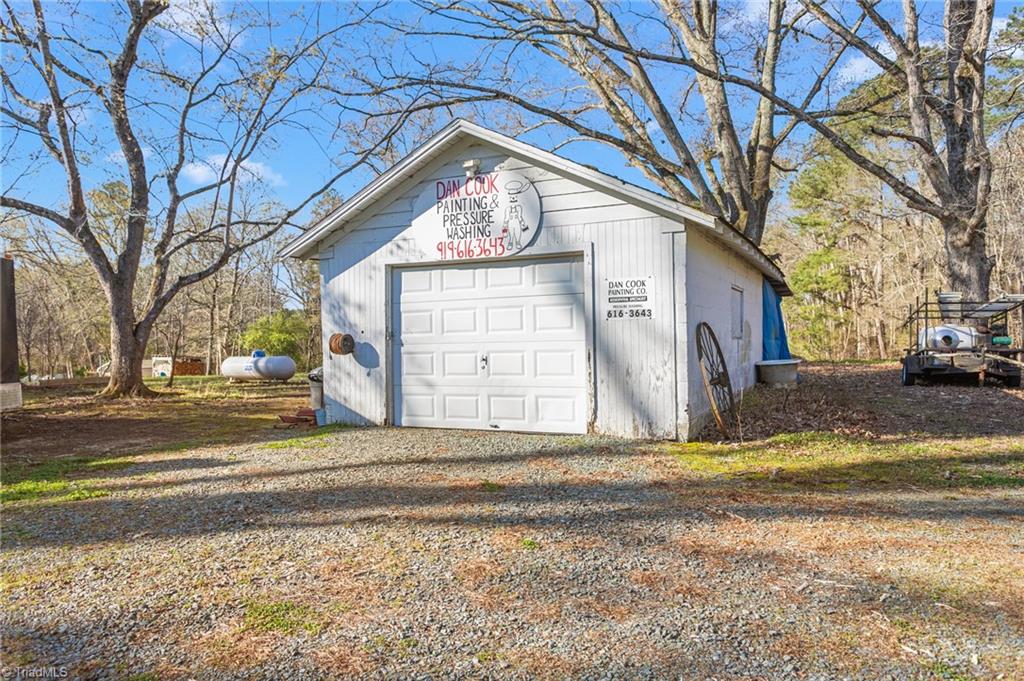 9309 S Nc Highway 87 Property Photo 21
