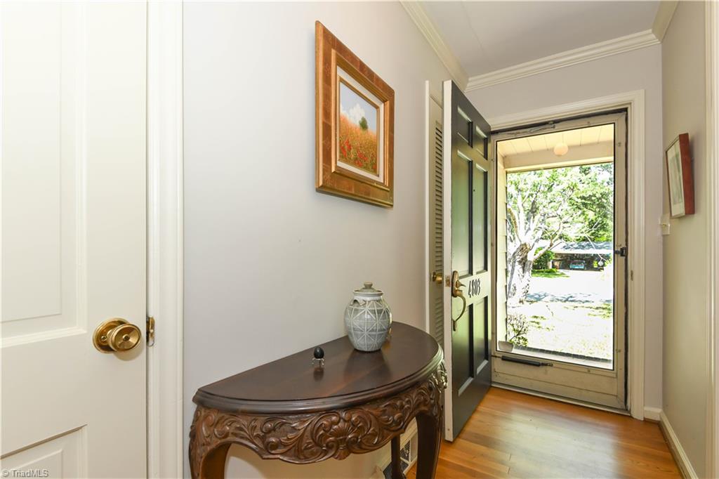 4803 Susan Terrace Property Photo 5