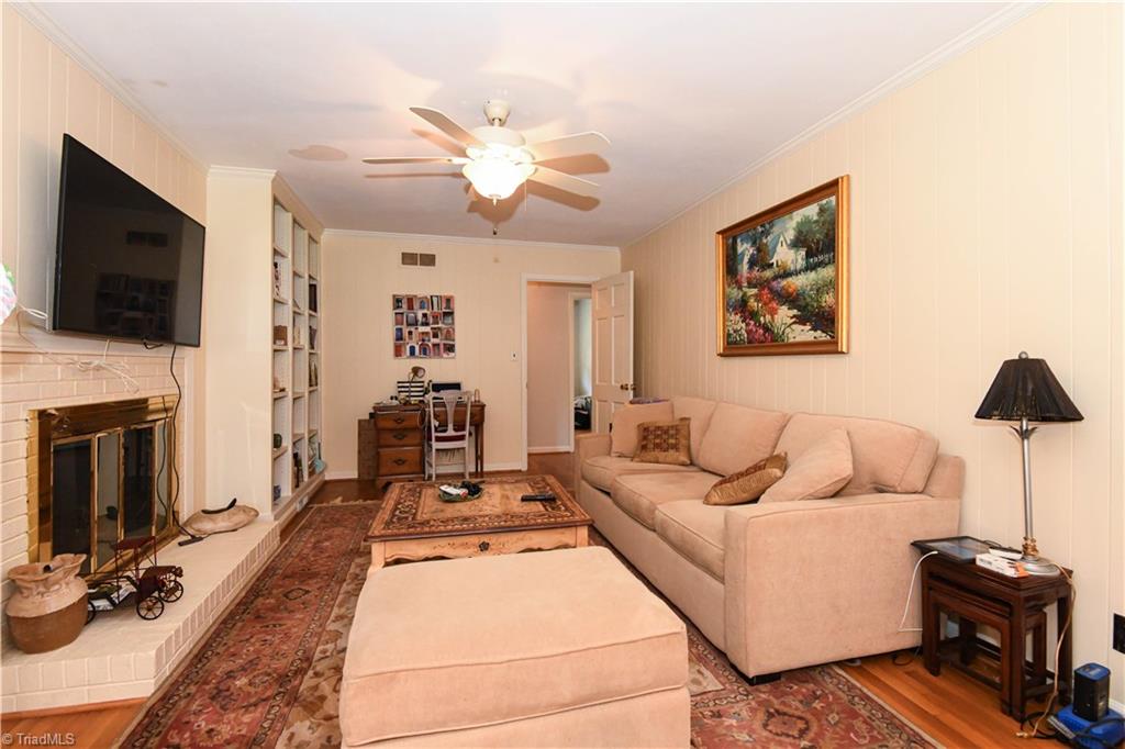 4803 Susan Terrace Property Photo 12