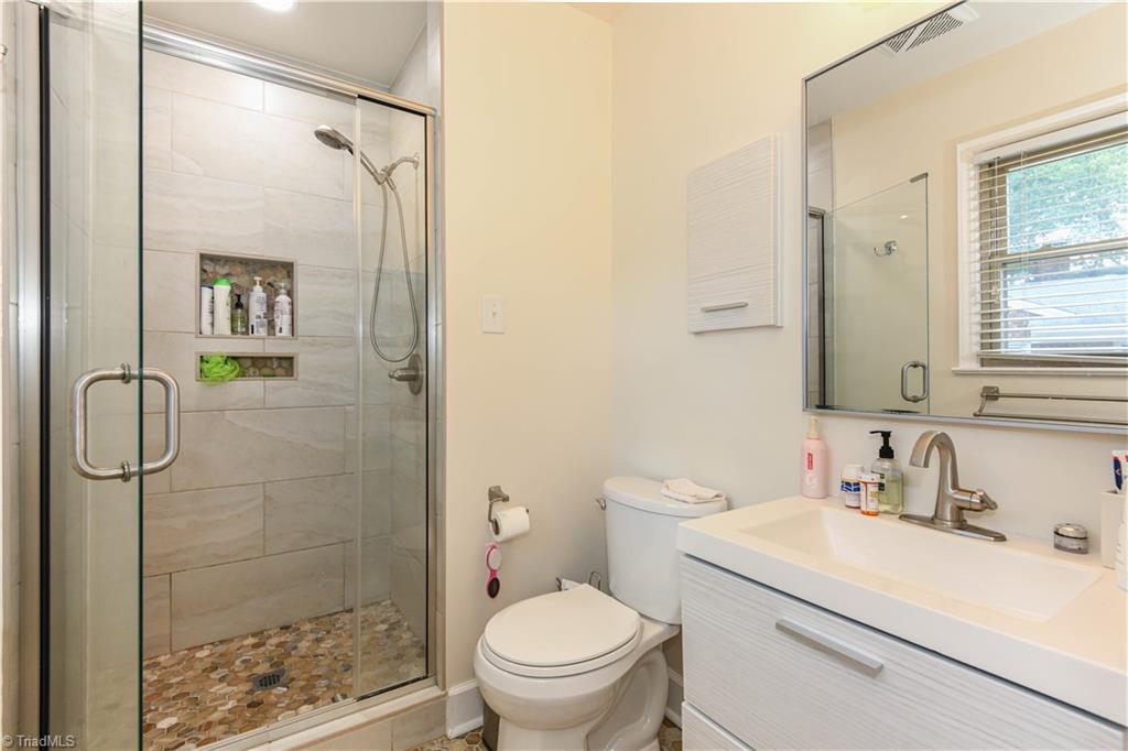 4803 Susan Terrace Property Photo 17