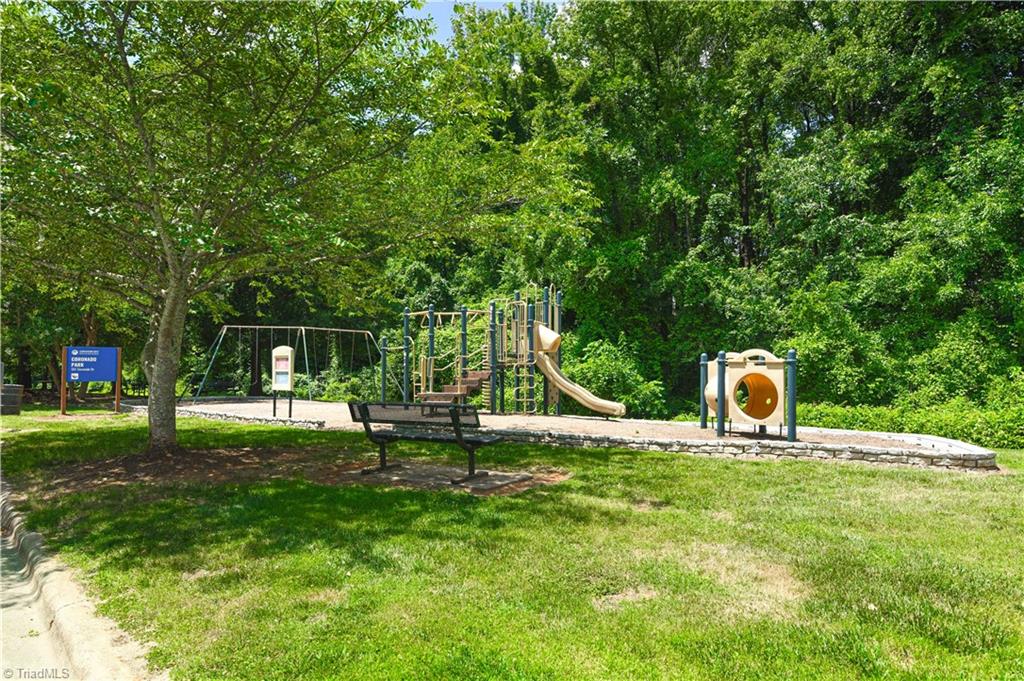 4803 Susan Terrace Property Photo 23