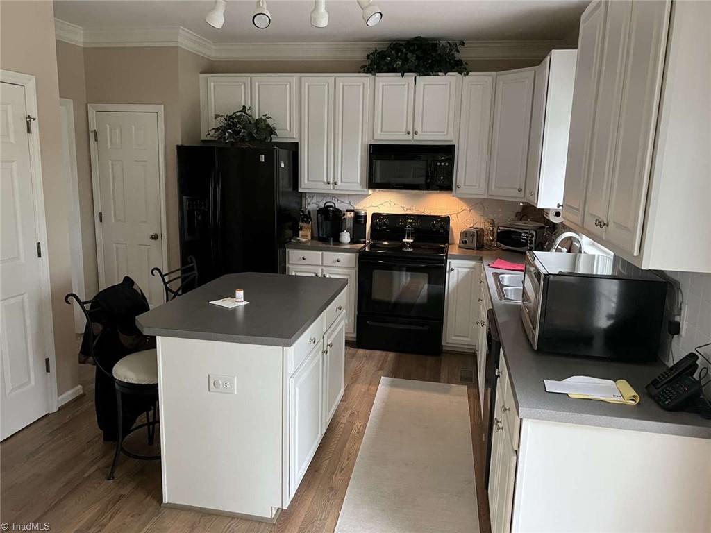 117 Lonetree Circle Property Photo 3