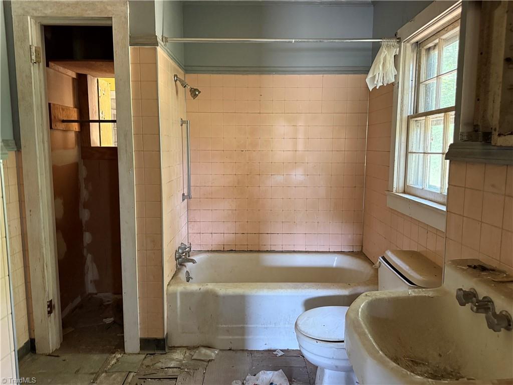 607 Kirby Road Property Photo 17