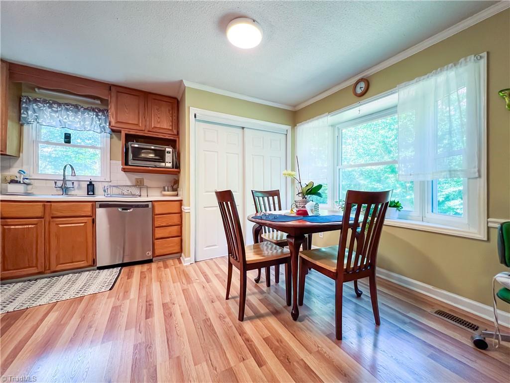 4205 Gardenspring Drive Property Photo 10