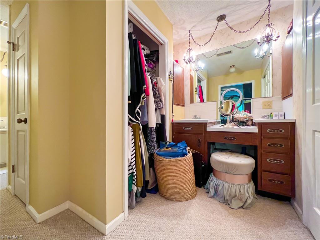 4205 Gardenspring Drive Property Photo 18