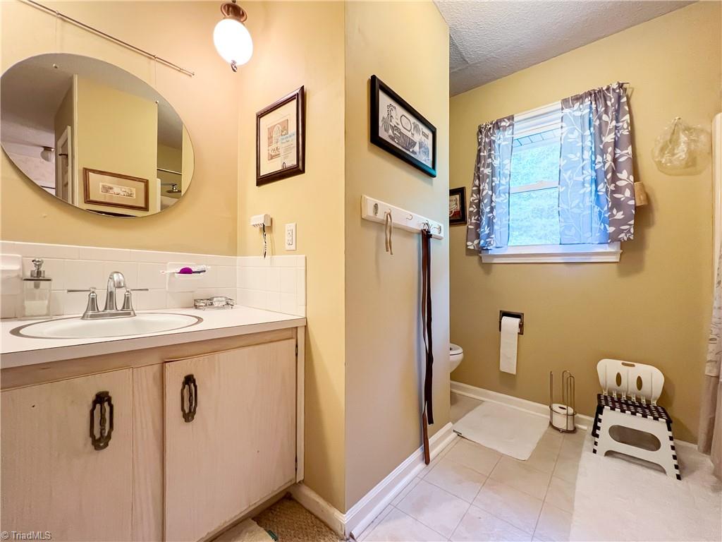 4205 Gardenspring Drive Property Photo 19