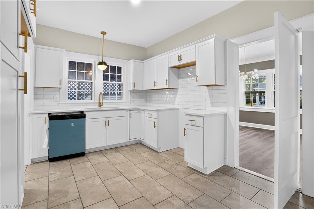 405 Spring Street Property Photo 11