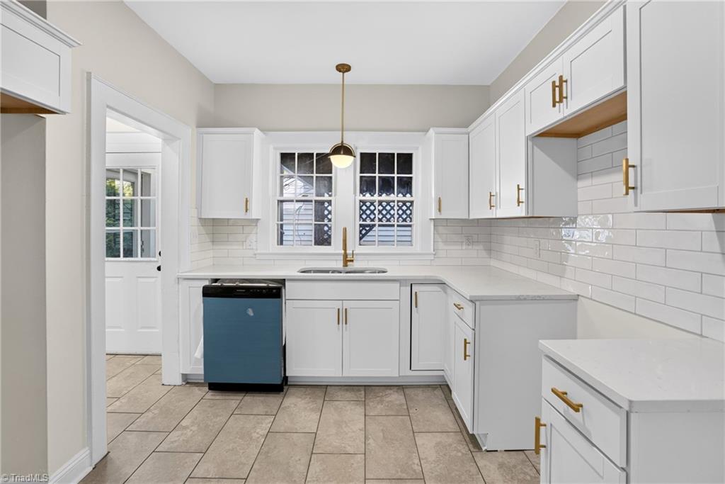 405 Spring Street Property Photo 12