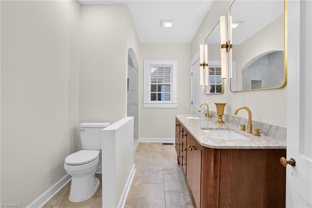 405 Spring Street Property Photo 15