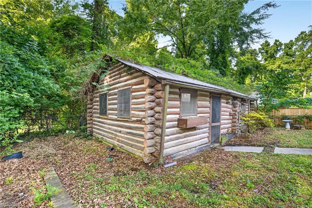 405 Spring Street Property Photo 42