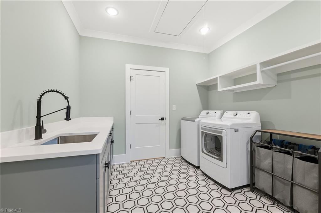 110 Springdale Avenue Property Photo 30
