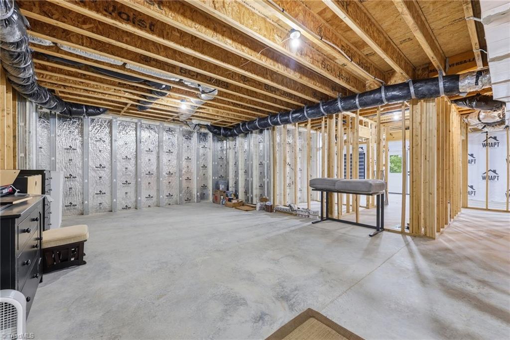 110 Springdale Avenue Property Photo 33