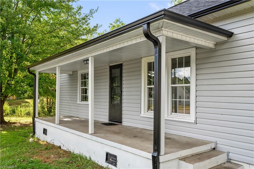1441 Delaware Avenue Property Photo 1