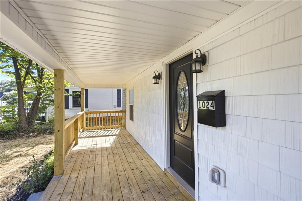 1024 Franklin Street Property Photo 6