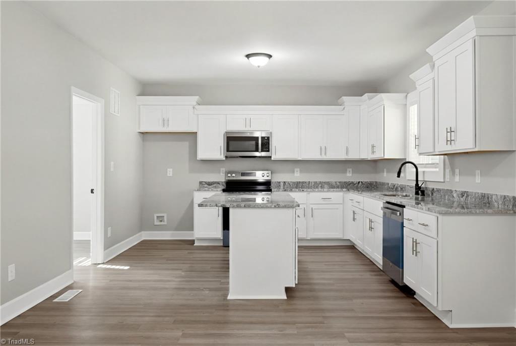 1024 Franklin Street Property Photo 13