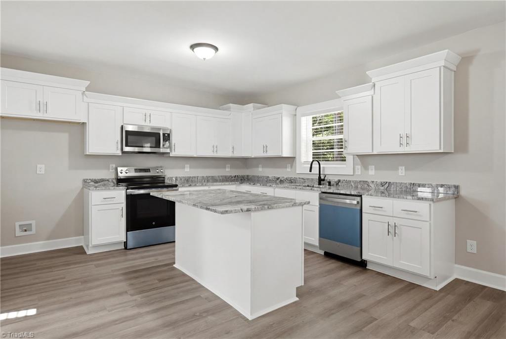 1024 Franklin Street Property Photo 14