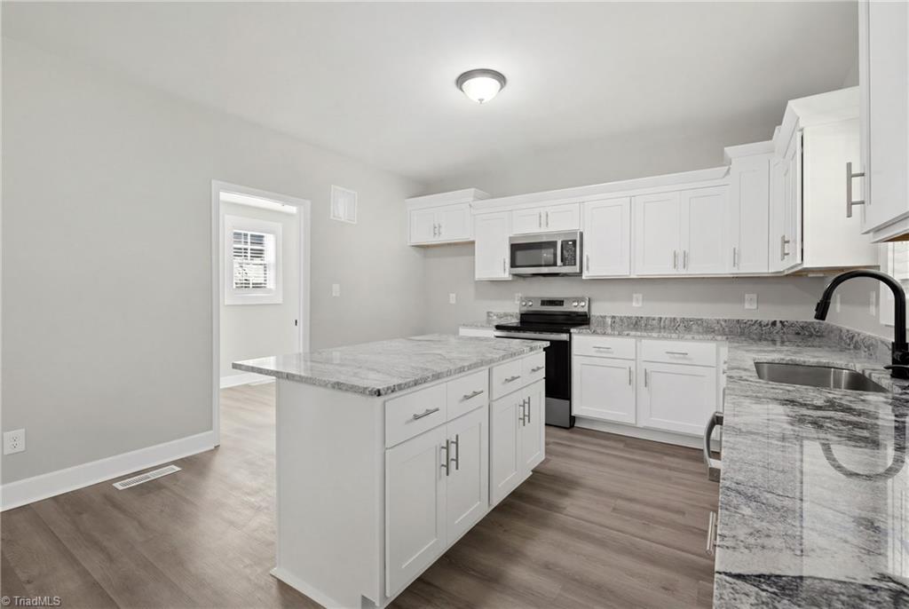 1024 Franklin Street Property Photo 15