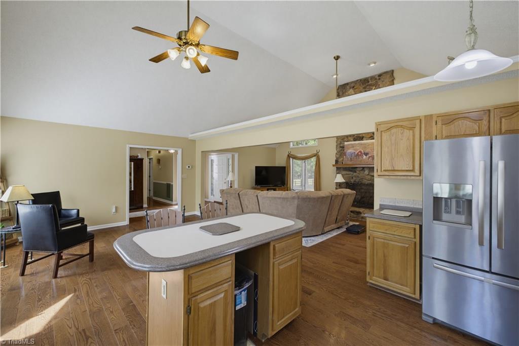3505 Ivey Lane Property Photo 13