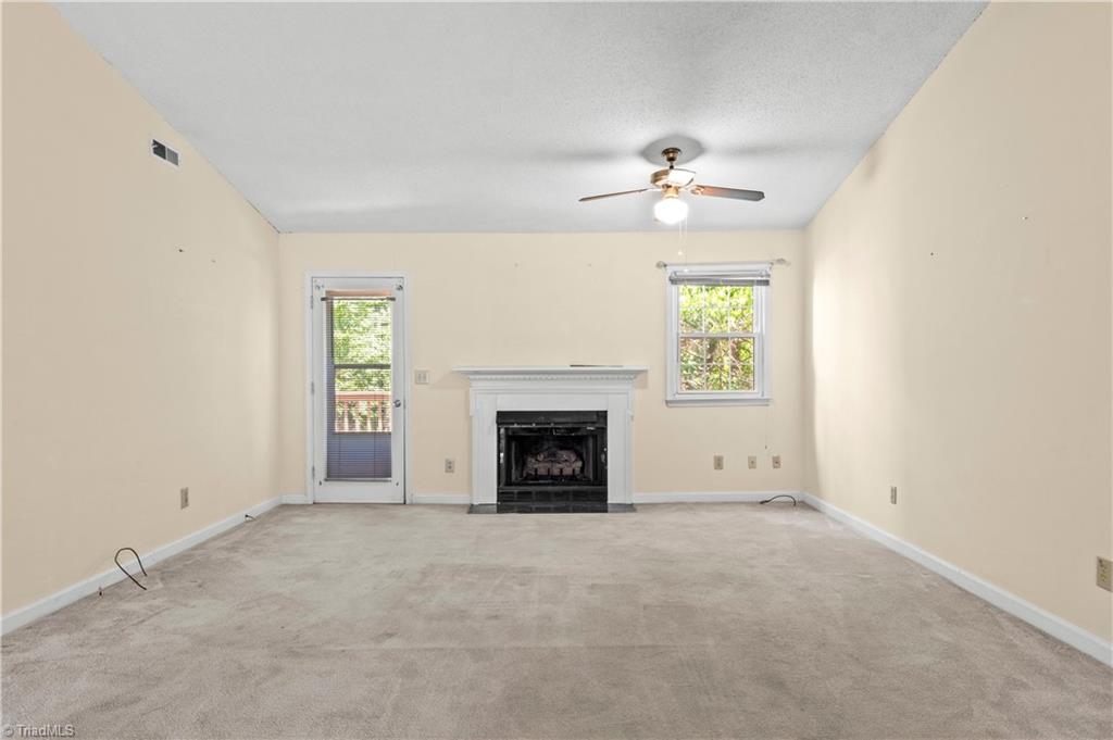 3663 Heathrow Drive Property Photo 7