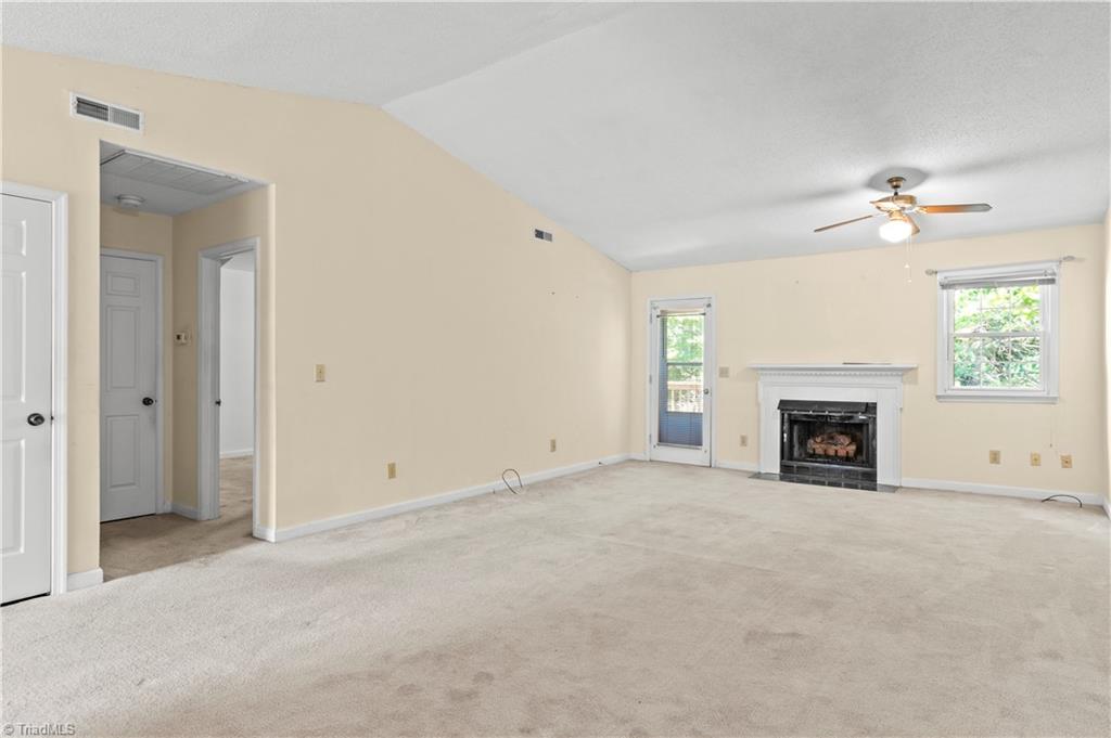 3663 Heathrow Drive Property Photo 8
