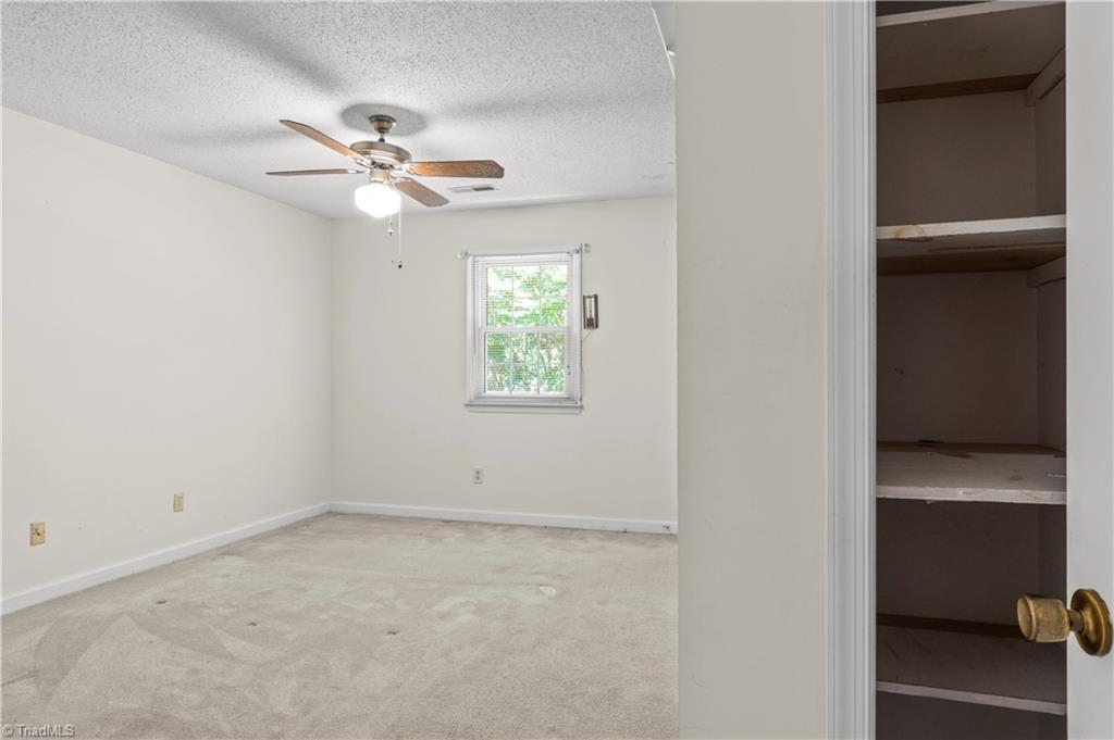 3663 Heathrow Drive Property Photo 15