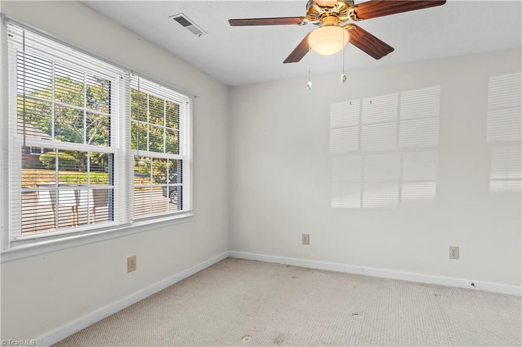 3663 Heathrow Drive Property Photo 19